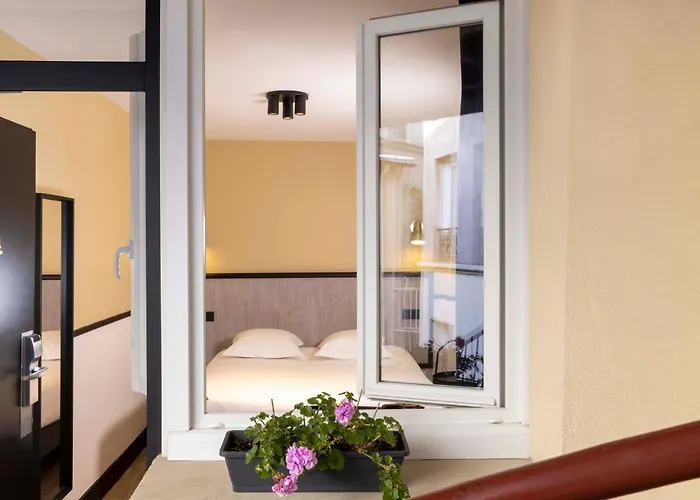 Hotel De L\'Aqueduc